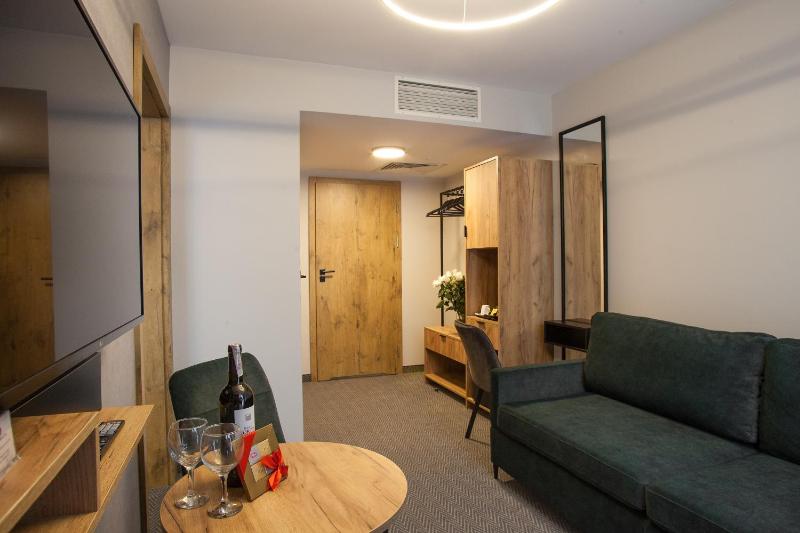 Premium Apartment image 3