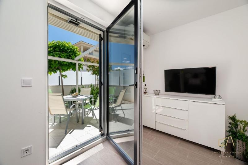 Apartments Iskra - image 19