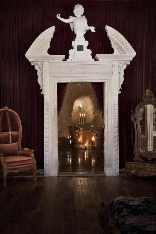 Signature Suite image 2