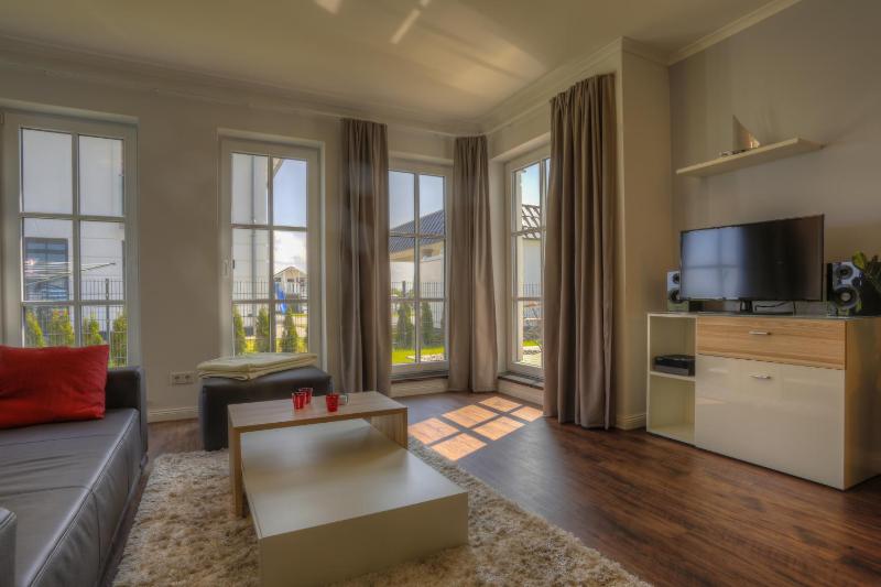 One-Bedroom Apartment with Terrace 1 image 2