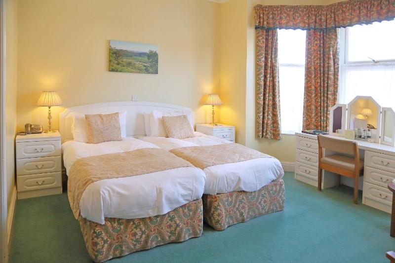 Saxonville Hotel - image 2
