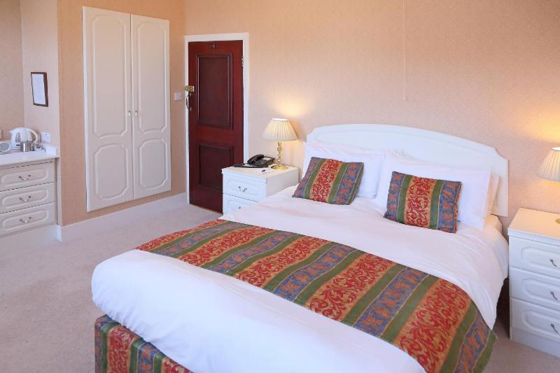 Saxonville Hotel - image 8