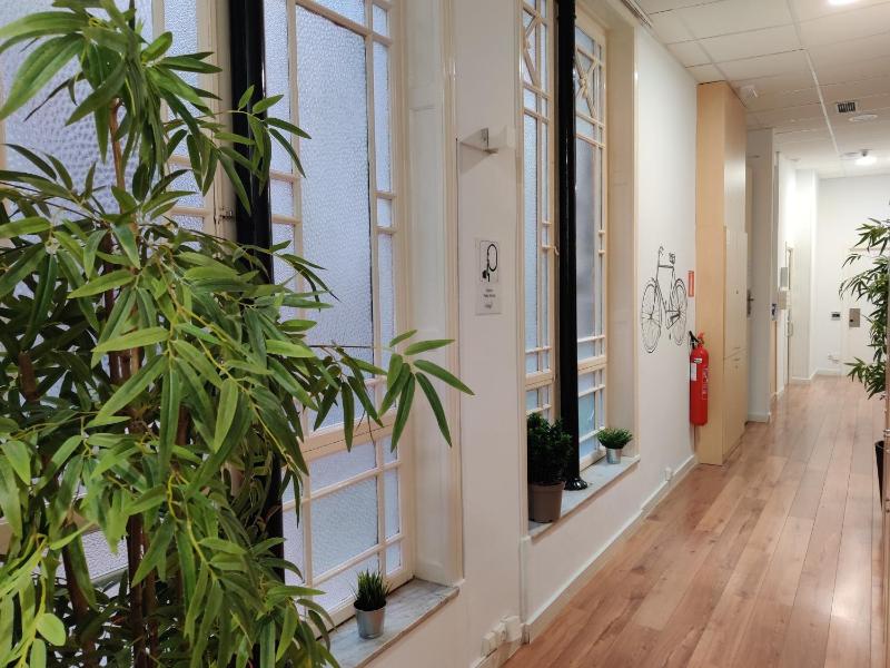 Hostal Live Natura Barcelona - image 12