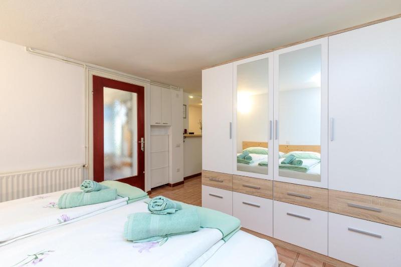 Studio Apartment Paljar - image 11