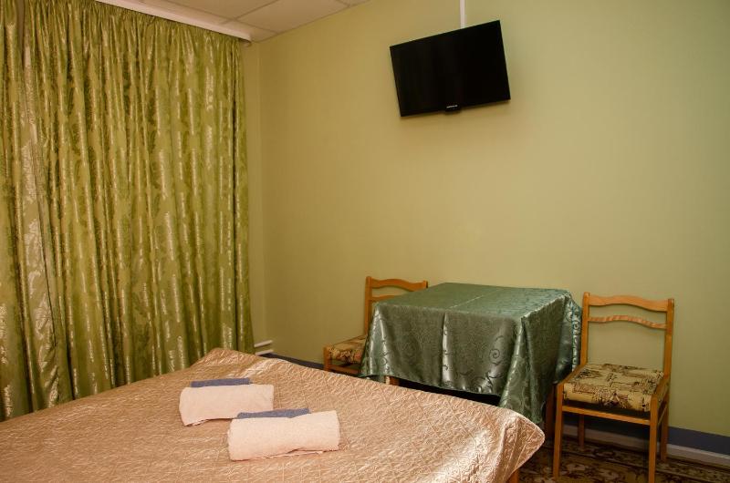 Double Room image 2