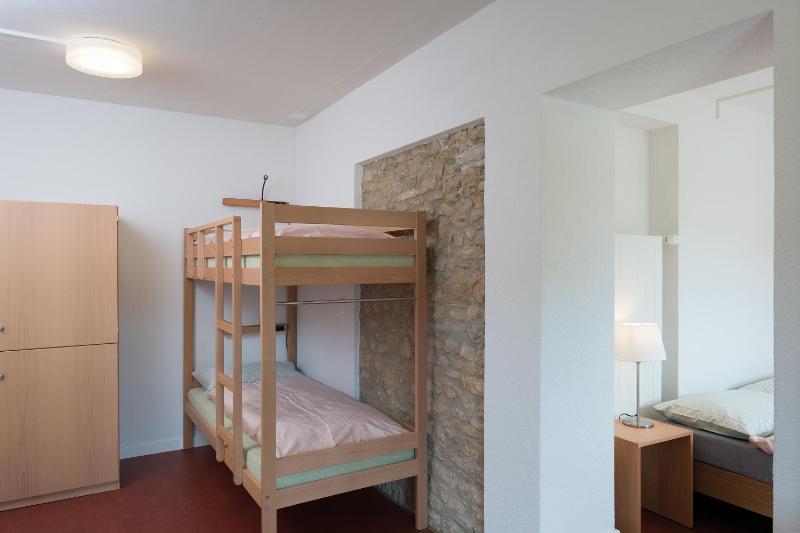 Standard Single Room with Shared Bathroom image 3