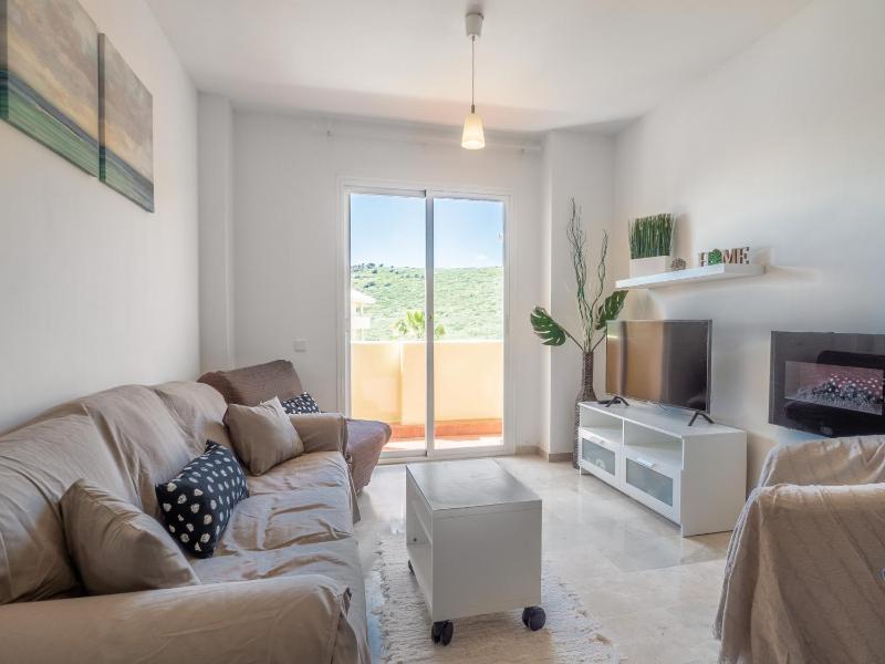 2263 - Beautiful apt close from beach with pool - image 26