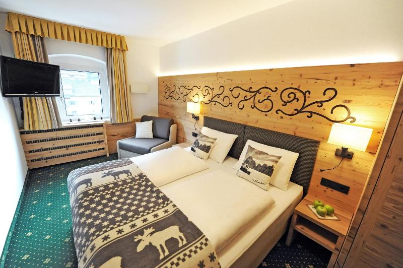 Comfort Double Room image 3