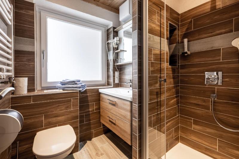 One-Bedroom Apartment with Balcony image 2