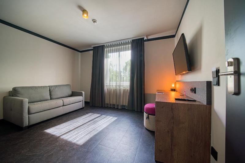 Junior Suite image 3