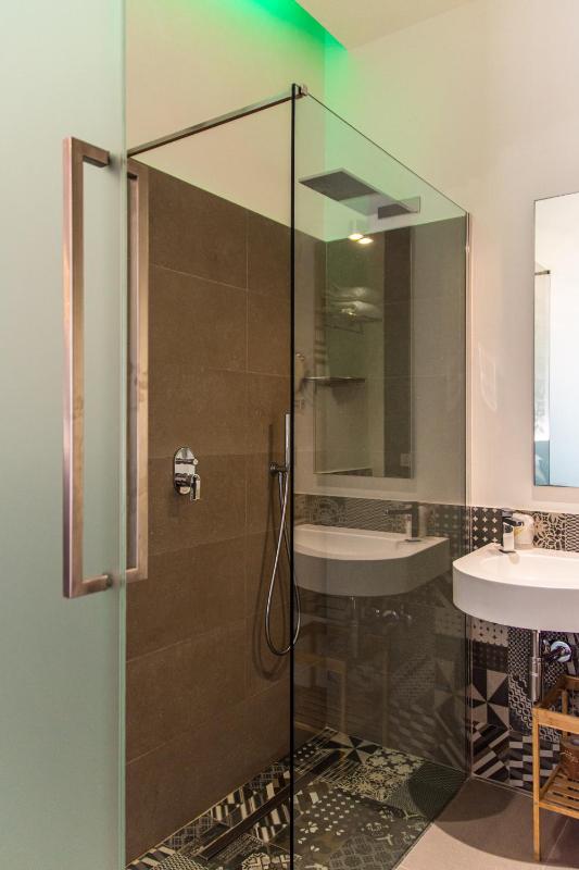 Superior Double or Twin Room image 3