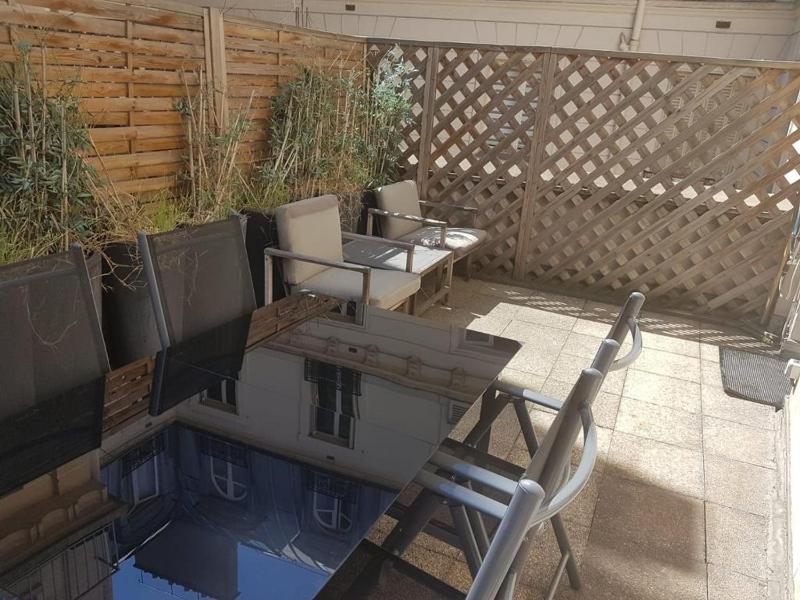 Apartment with Terrace image 4
