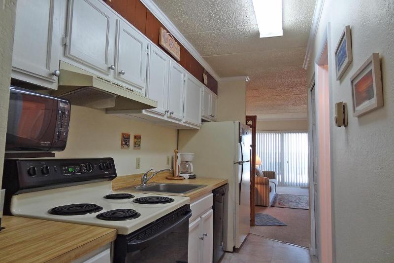 One-Bedroom Apartment image 4