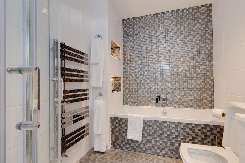 Suite image 2