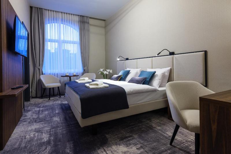 Premium Double Room 1 or 2 Beds image 4