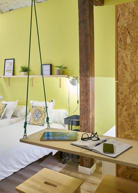 Superior Twin Room image 4