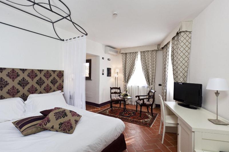 Junior Suite image 4