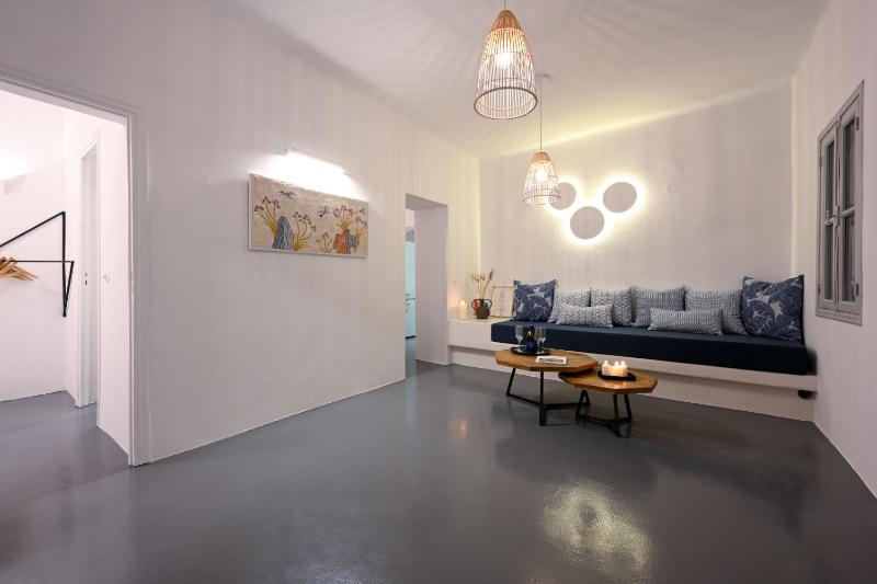 Cape Suite Oia - image 40
