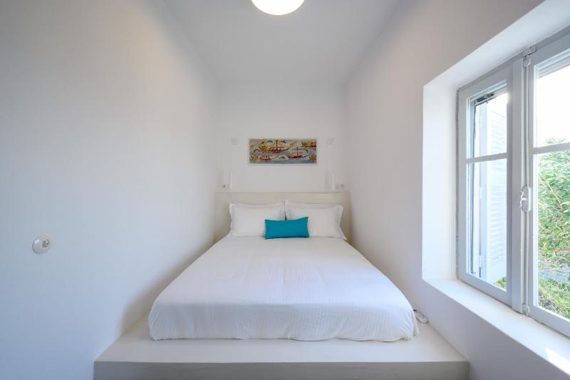 Cape Suite Oia - image 37