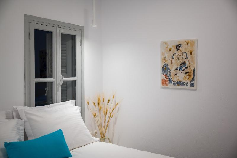 Cape Suite Oia - image 31