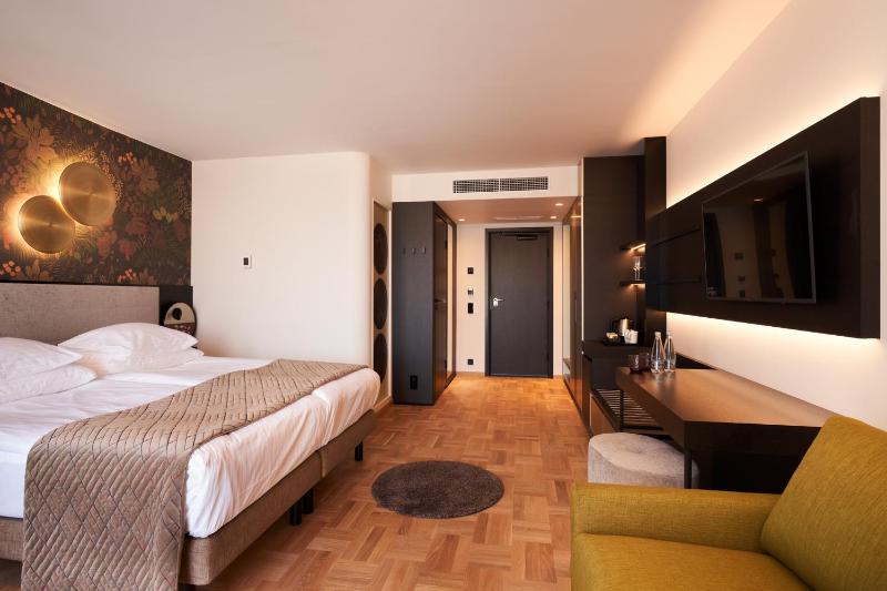 Family Double Room image 2