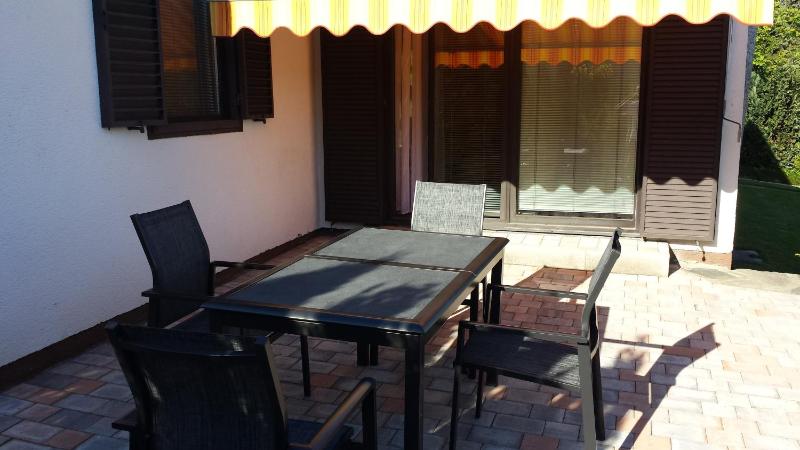 Two-Bedroom House image 4