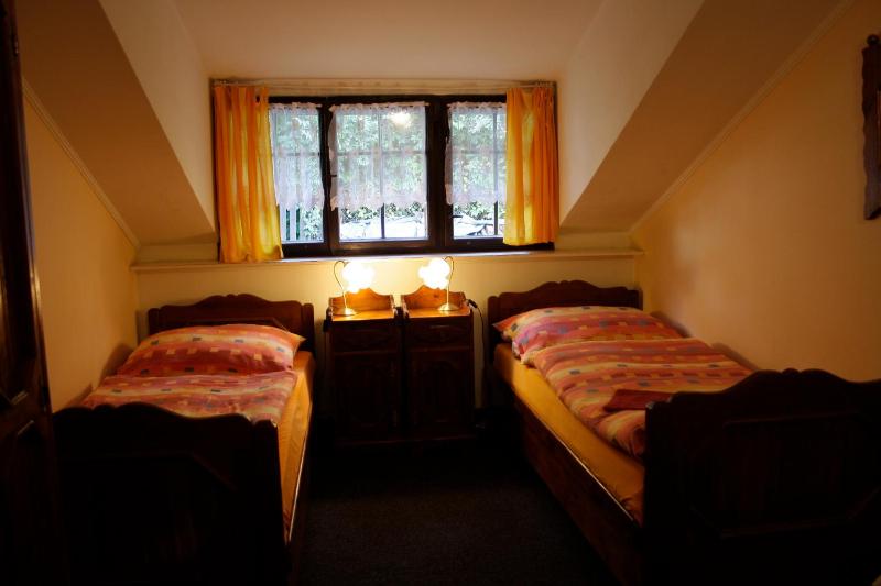 Double or Twin Room image 2