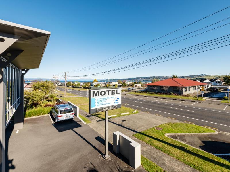 Lake Taupo Motor Inn - image 37