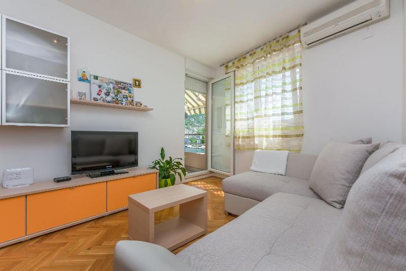 Apartments Cetina - image 5