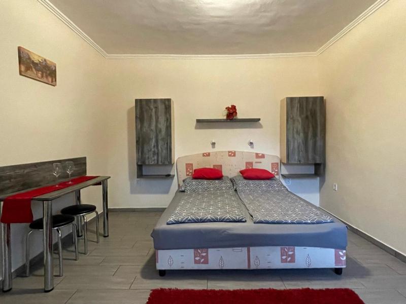 Lina Apartmanok - image 8