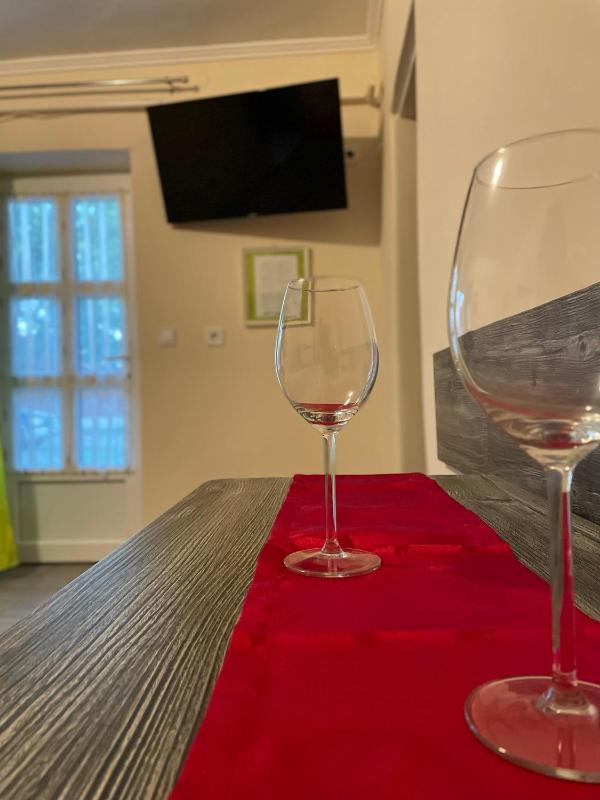 Lina Apartmanok - image 22