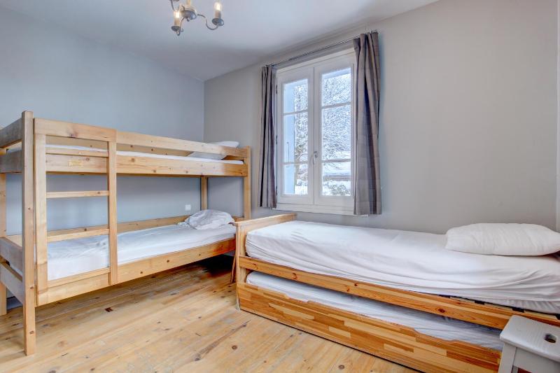 Four-Bedroom Apartment image 3