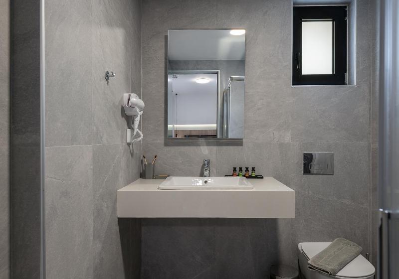 Morum City Hotel Chania - image 47
