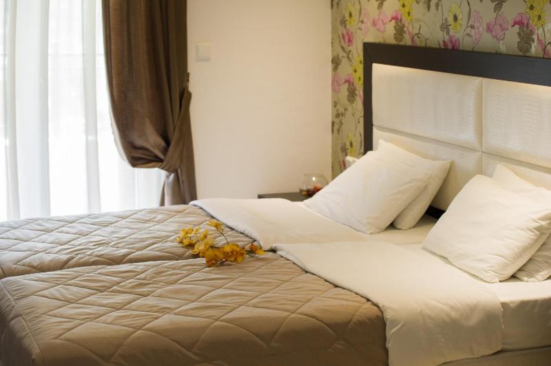 Villa Dorita Luxury Apartments - image 8