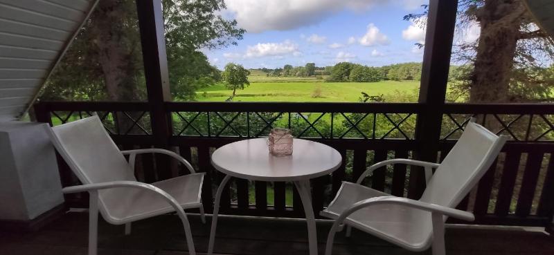 Double Room with Balcony image 3