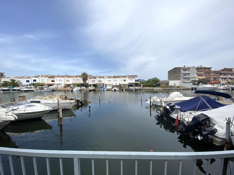 PORT EMPORDA - Preciosa vista al canal - image 16