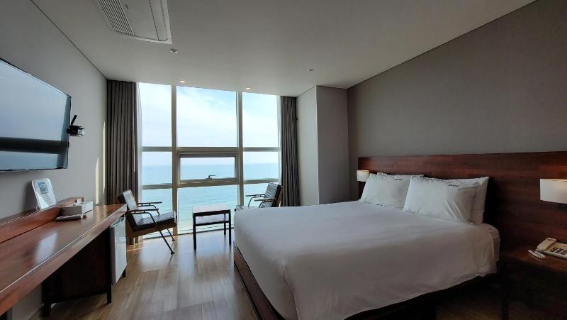MS Hotel Haeundae - image 15