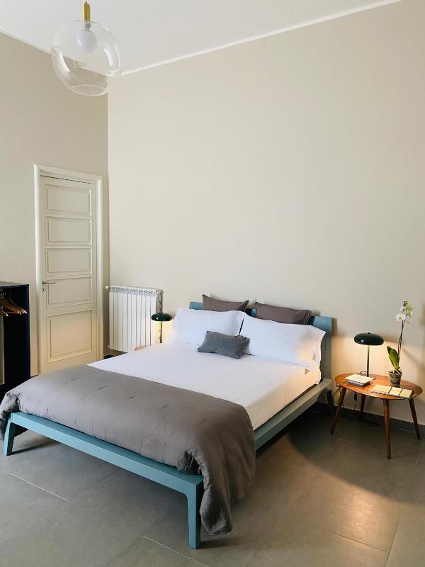 Catania Rooms - image 45