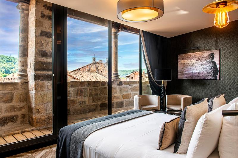 Superior Room image 4