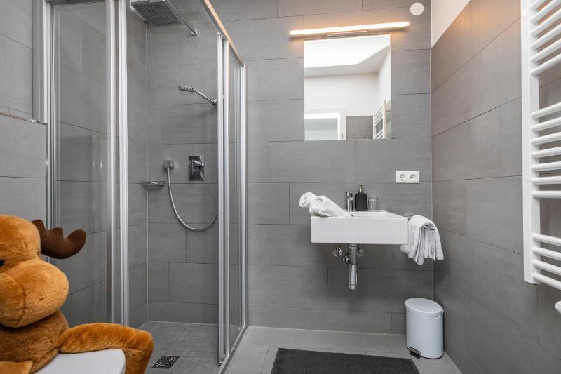 Superior Twin Room with Garden View image 1
