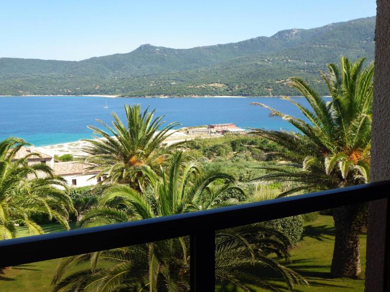 Two-Bedroom Apartment with Sea View (4 Adults) image 3
