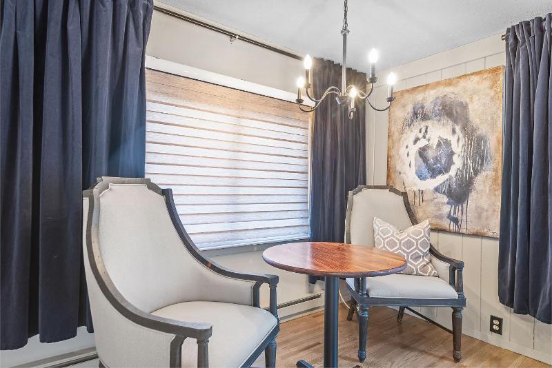 Suite with Mountain View image 4