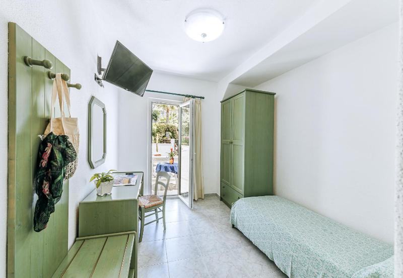 Standard Single Room image 1