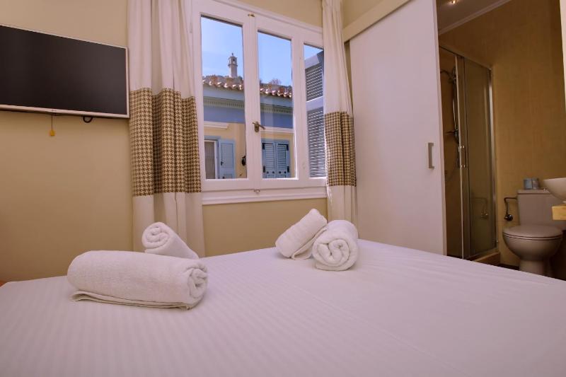 Standard Double Room image 1