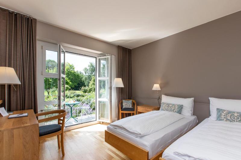 Double Room image 1
