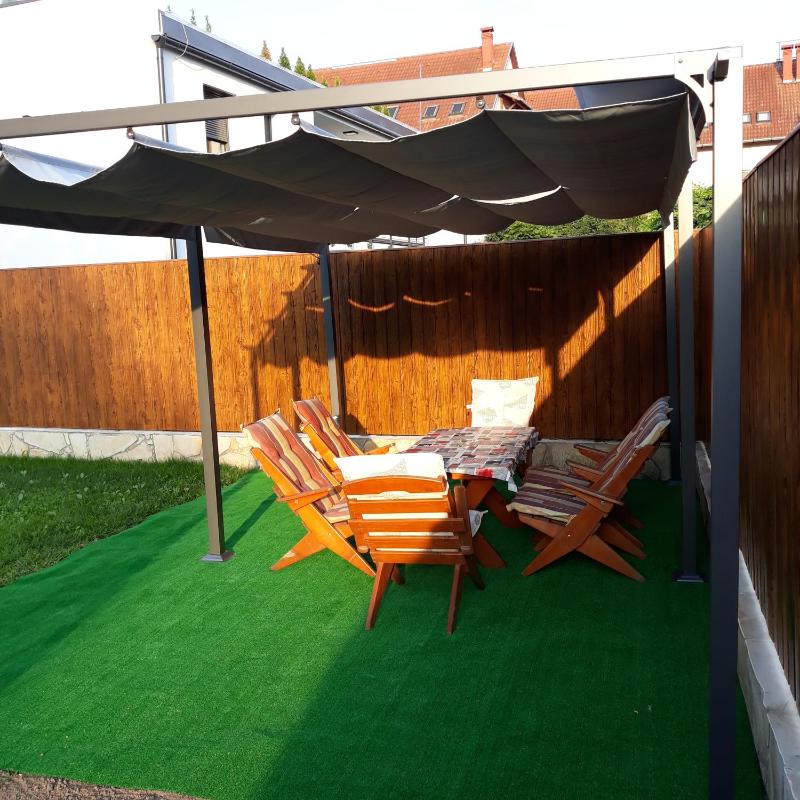 Lina Apartmanok - image 31