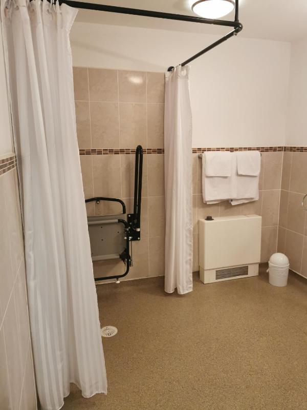 The Grove Hotel - image 32