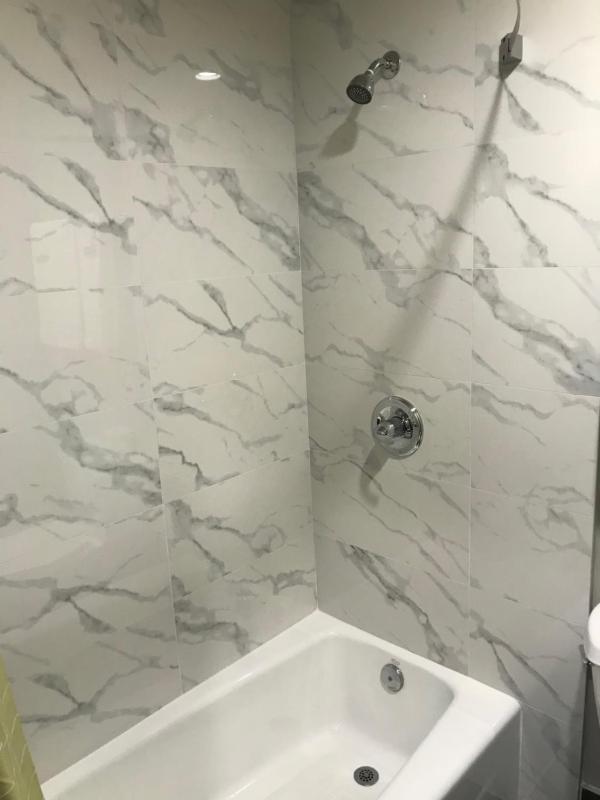 King Room image 1
