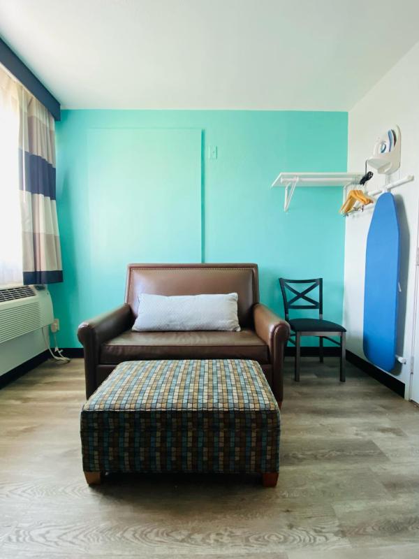 Rodeway Inn Old Town Scottsdale - image 4