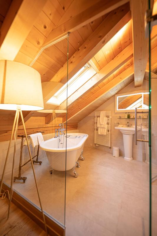  Double Room with Street View image 4